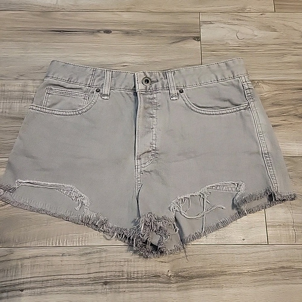 Free People Shorty Shorts Womens‎ 28 Denim Jean Cutoffs Distressed Raw Hem
